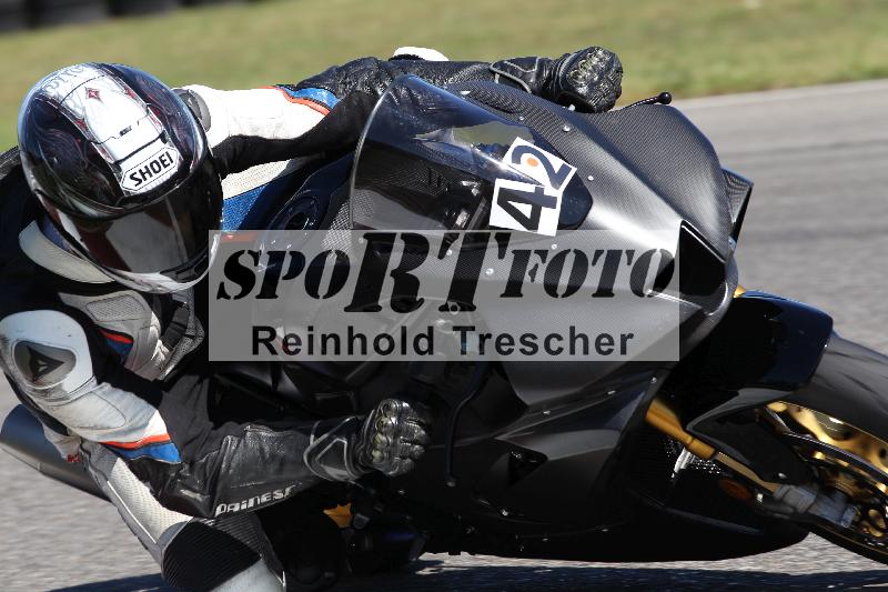 Archiv-2025/48 25.08.2025 Cornu Master School ADR/rot-rouge/42